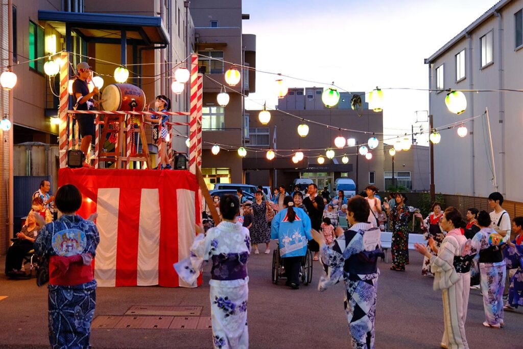 盆踊り